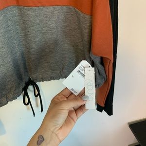 Athletic long sleeve shirt